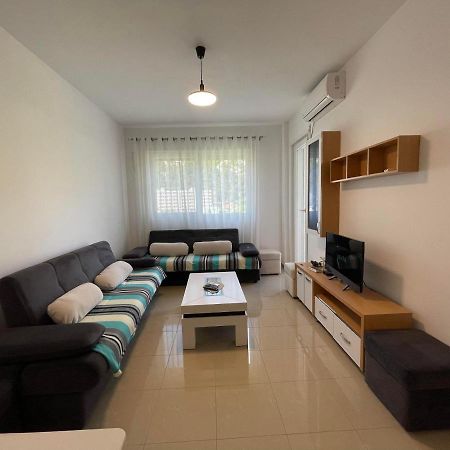 Nimfeum Apartments Shëngjin Buitenkant foto