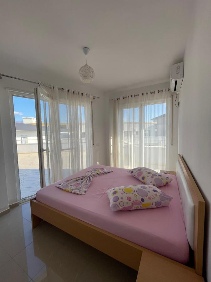 Nimfeum Apartments Shëngjin Buitenkant foto