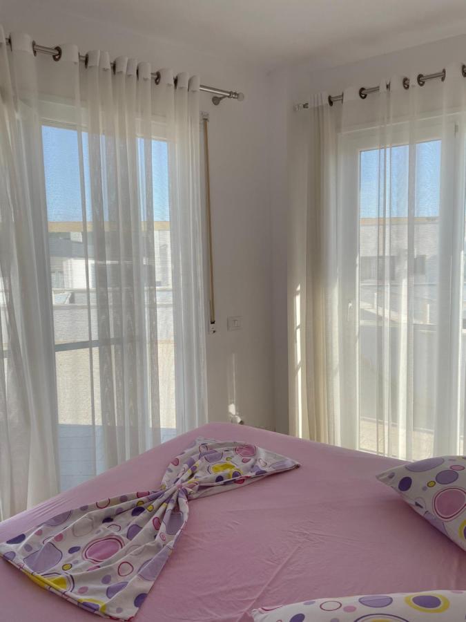 Nimfeum Apartments Shëngjin Buitenkant foto