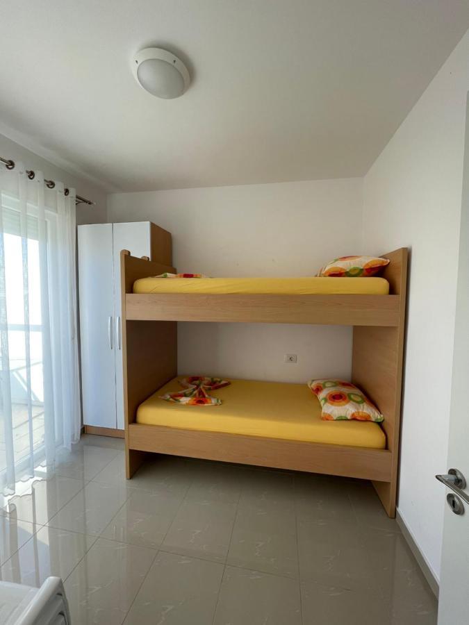 Nimfeum Apartments Shëngjin Buitenkant foto