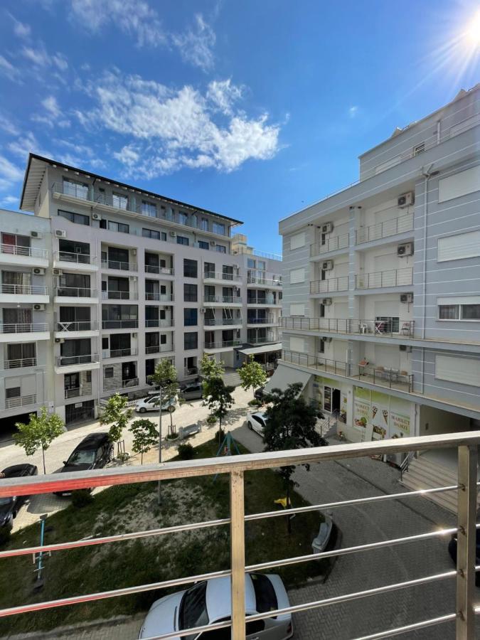 Nimfeum Apartments Shëngjin Buitenkant foto